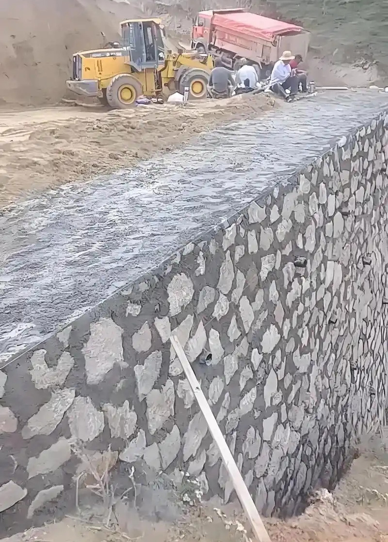 烟台牟平区边坡加固